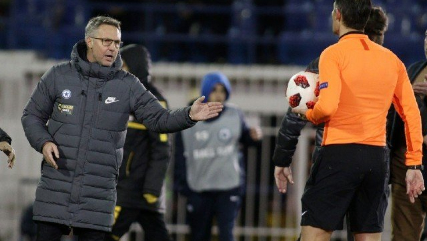 Πέναλτι αντί φάουλ καταλόγισε ο Σιδηρόπουλος, «σφαγή» του Ατρομήτου!