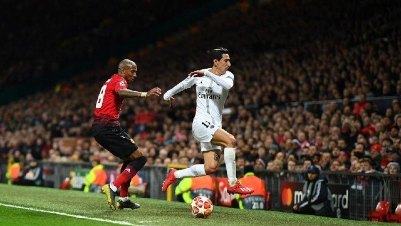 Πέταξαν μπουκάλι       στον       Ντι Μαρία! (ΒΙΝΤΕΟ)