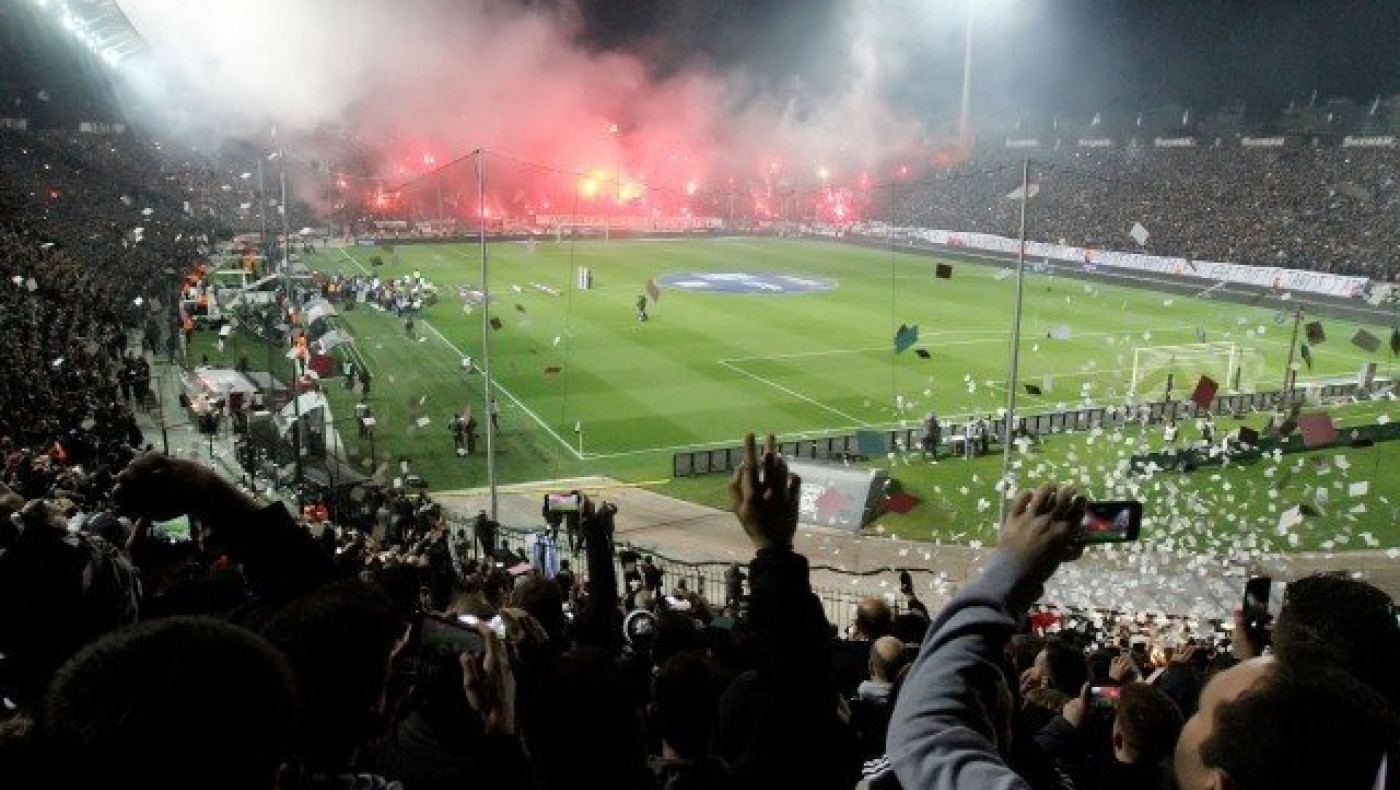 Κερδίζει τις           εντυπώσεις στοχεύοντας την ουσία