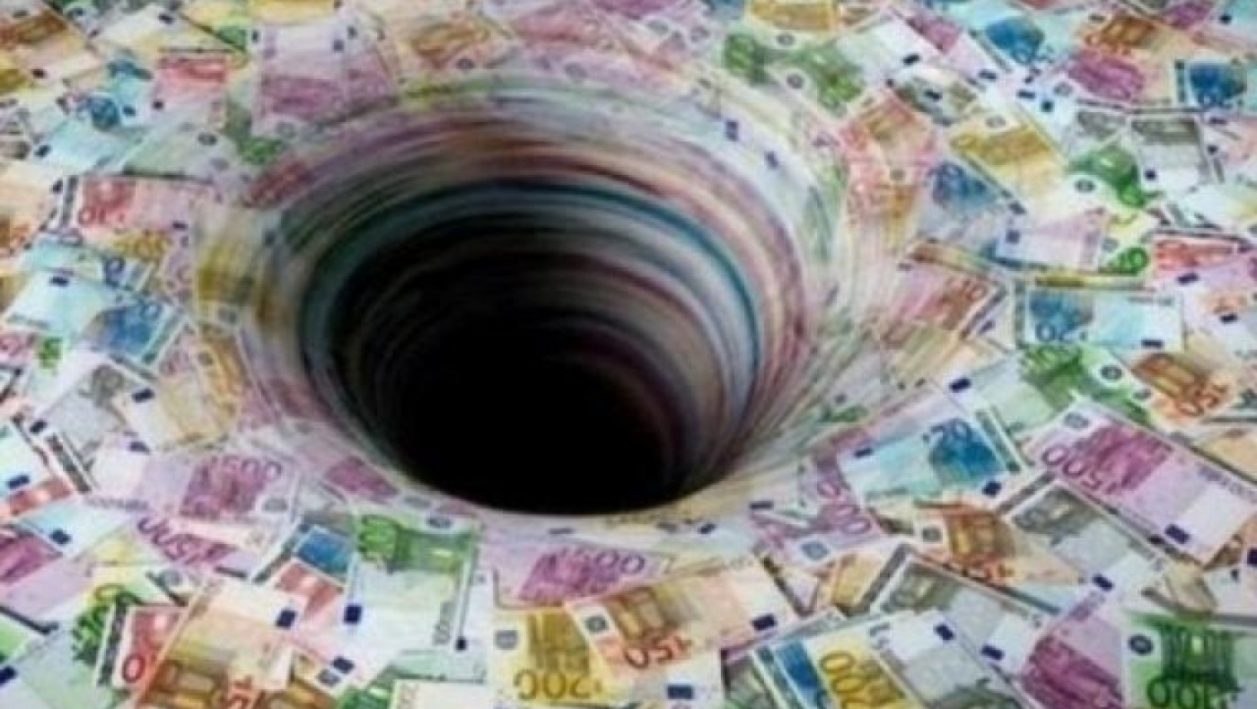 Η αναδιάρθρωση, οι αντιδράσεις και οι αναμενόμενες πιέσεις