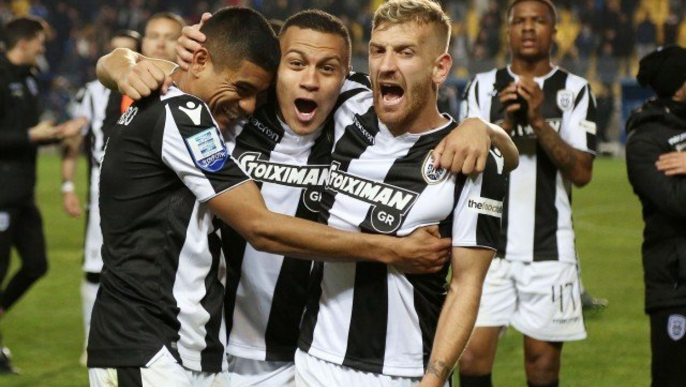 Αλύγιστος                με              παίκτες ηγέτες