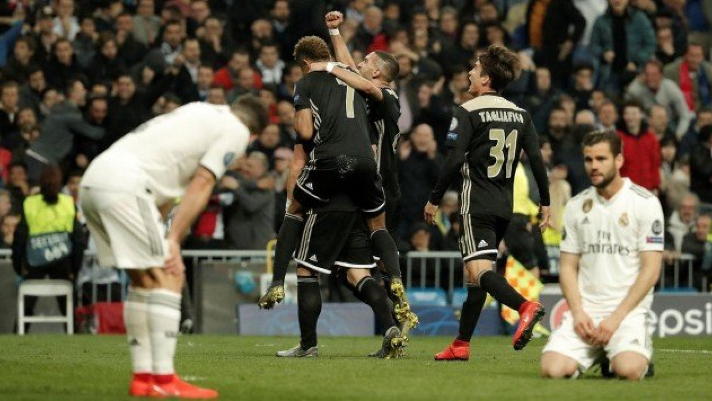 Στο κόλπο για Τάντιτς η                           Σίτι