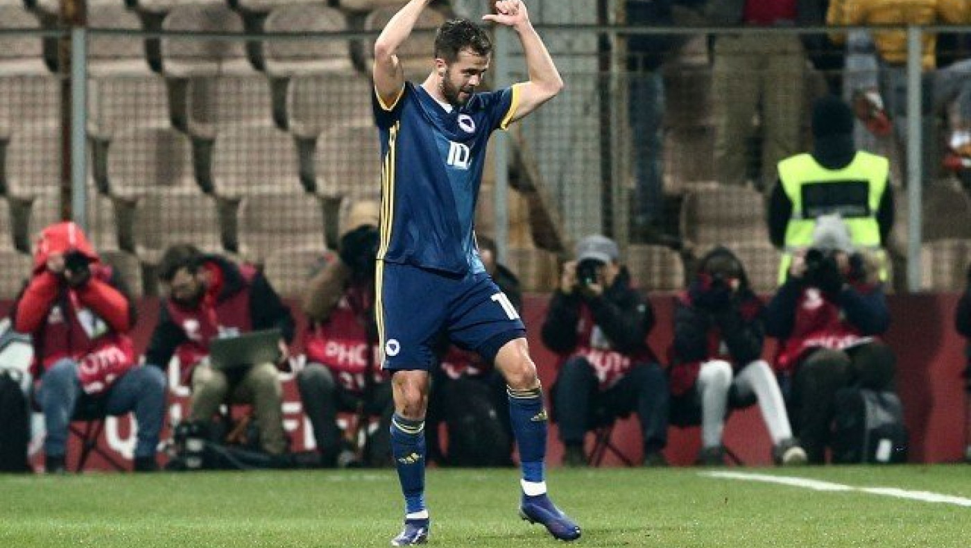 Το 2-0 με               εκτέλεση φάουλ του Πιάνιτς (video)