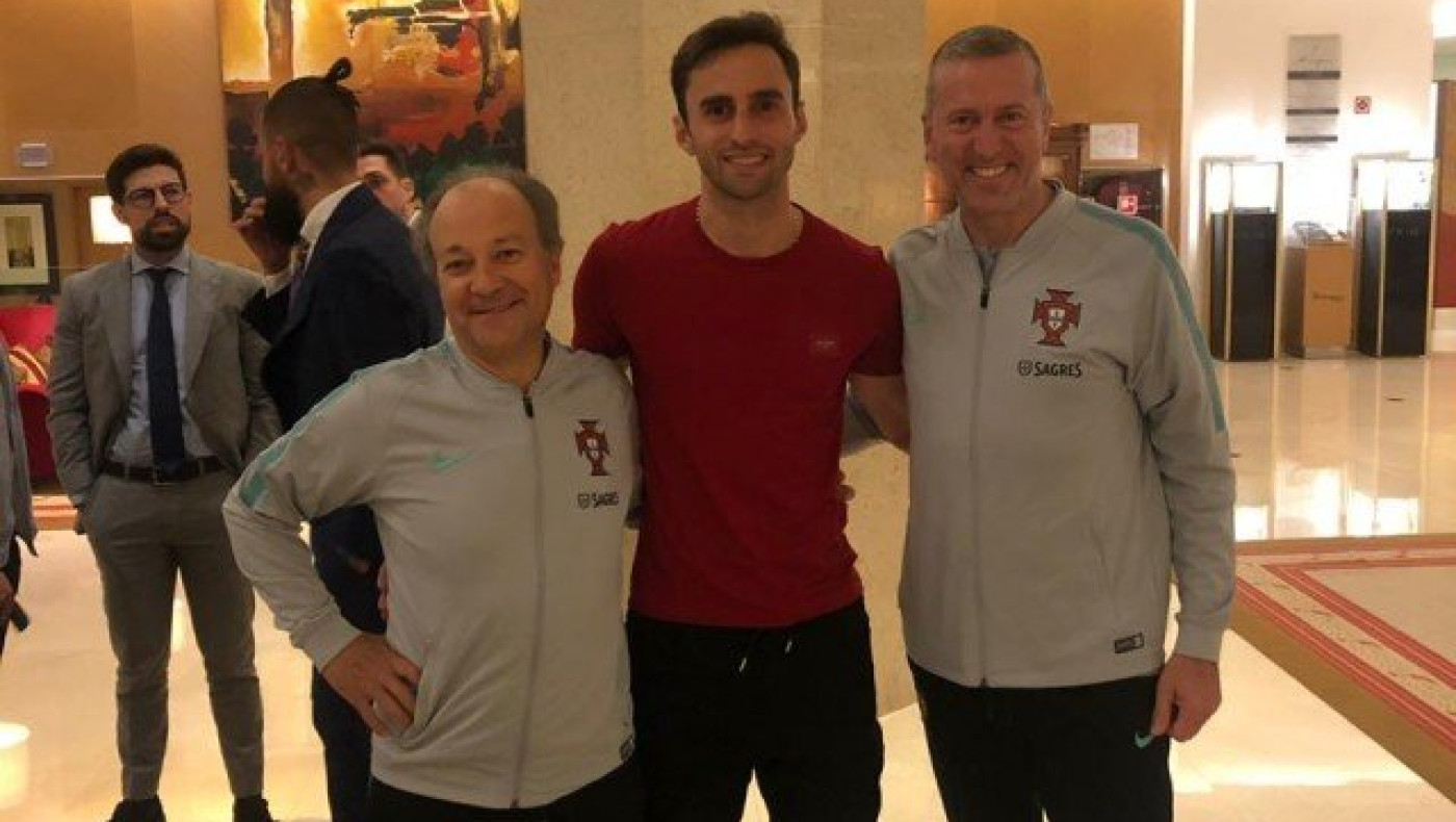 Δουλειά  πρωί-απόγευμα πριν την επέμβαση για Μαουρίσιο