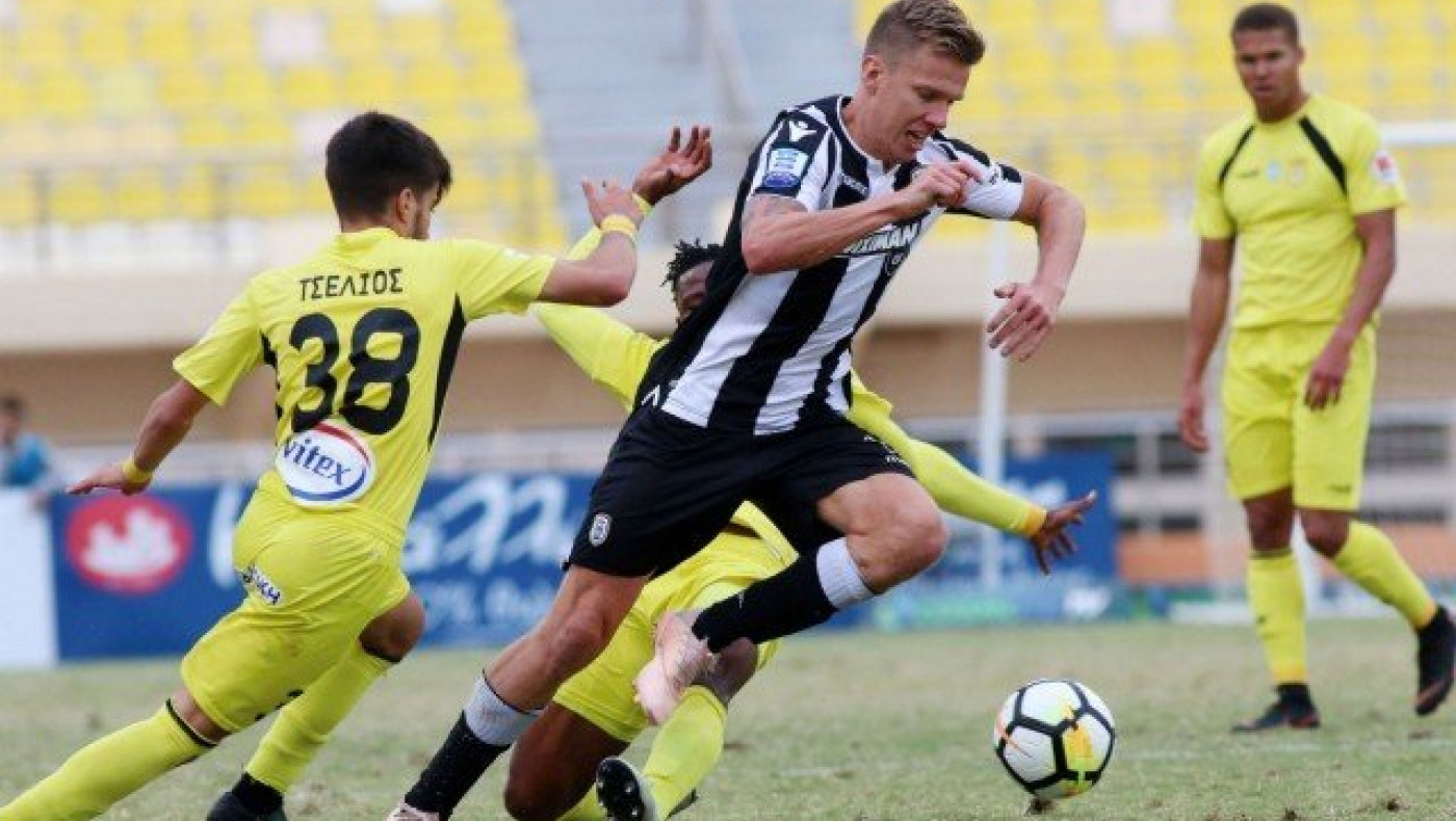 Τσολιάς ο Βέρνμπλουμ τζούνιορ                 (pic)