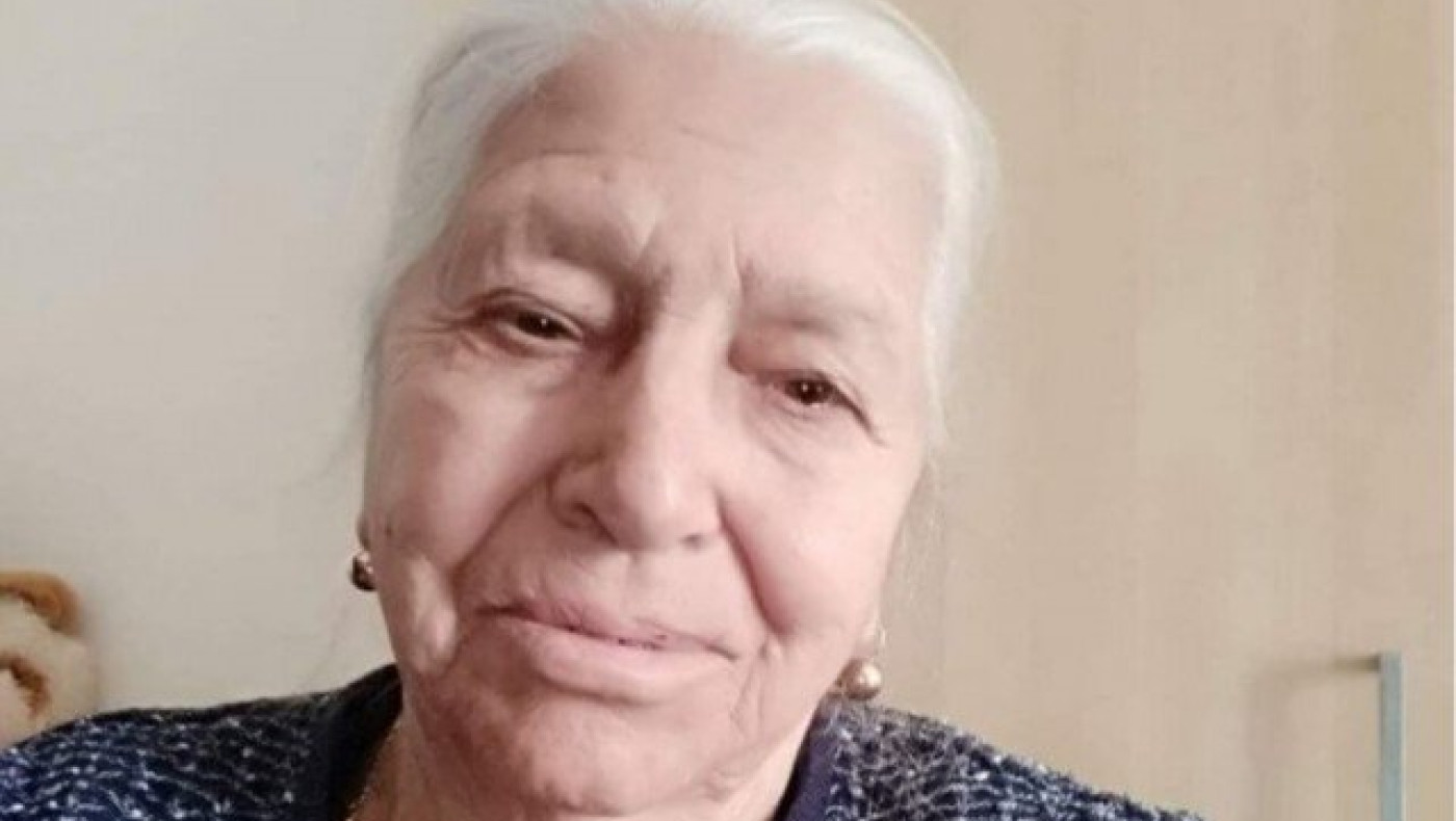 Τρομοκρατημένη μετά την σύλληψή της η 90χρονη που πουλούσε παντόφλες