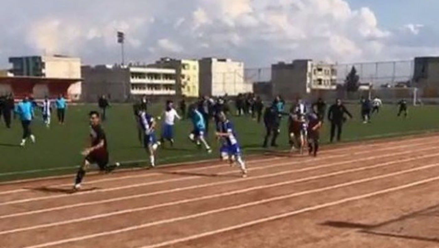 Ξύλο που θυμίζει... μποξ σε αγώνα ερασιτεχνικού στην Τουρκία (vid)