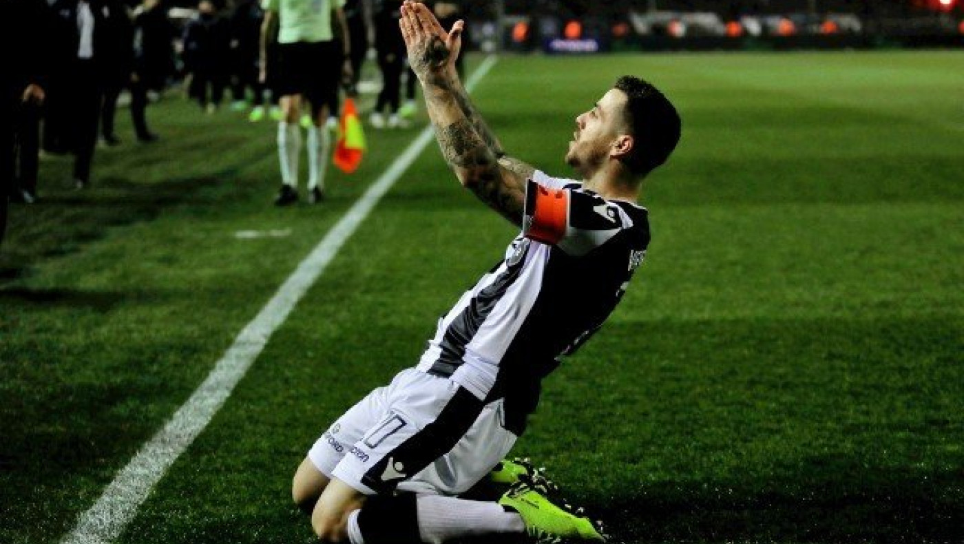 «Χαμός» με τον Βιεϊρίνια έξω από την Τούμπα (ΒΙΝΤΕΟ)