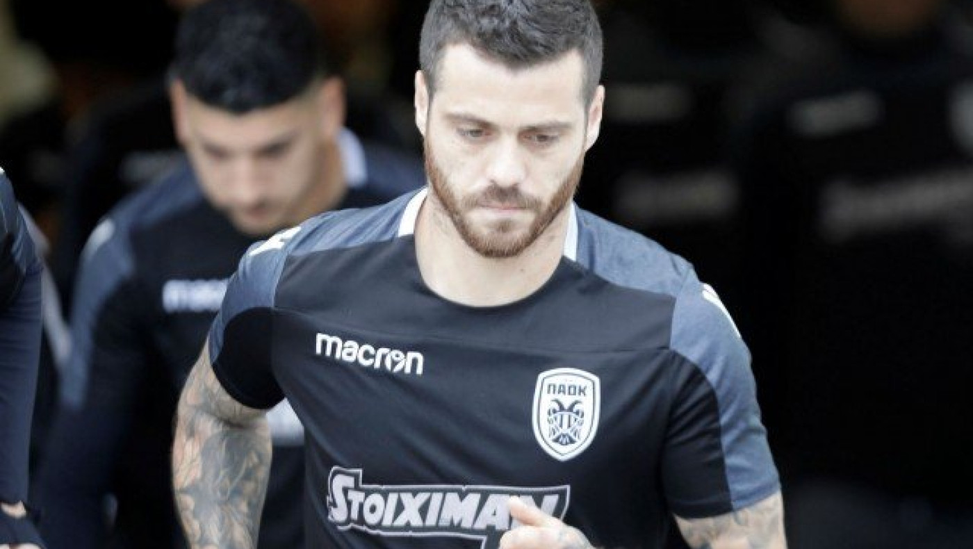 Τα δύο τρόπαια                    για τον Βιεϊρίνια