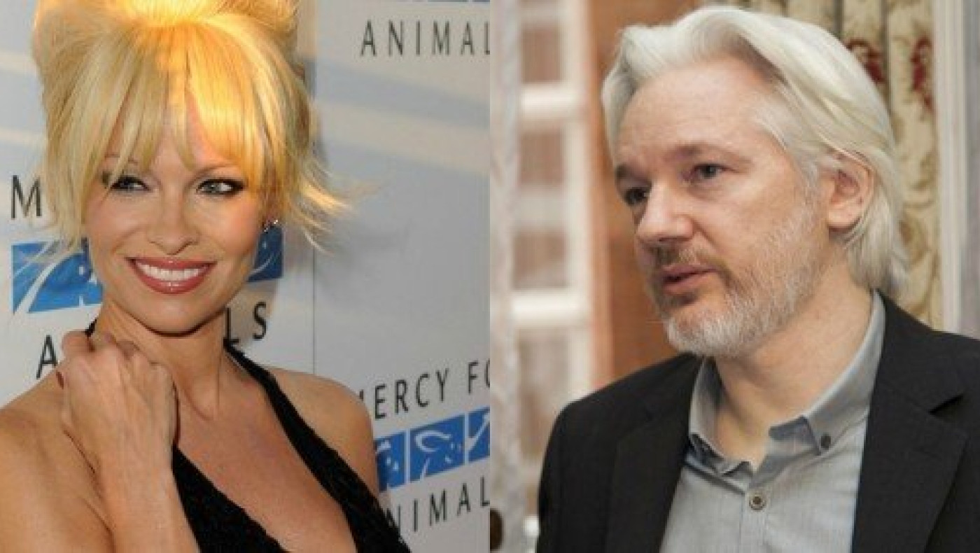 Πάμελα Άντερσον για σύλληψη Ασάνζ: «Βρετανία, είσαι η π@τ@ν@ των ΗΠΑ»