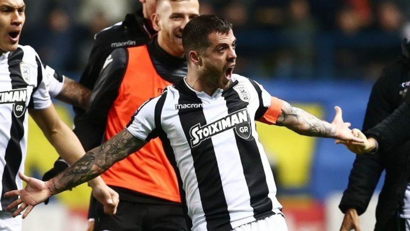 Ραντεβού στο ναό για τη φιέστα με τη σκέψη στον μεγάλο αρχηγό