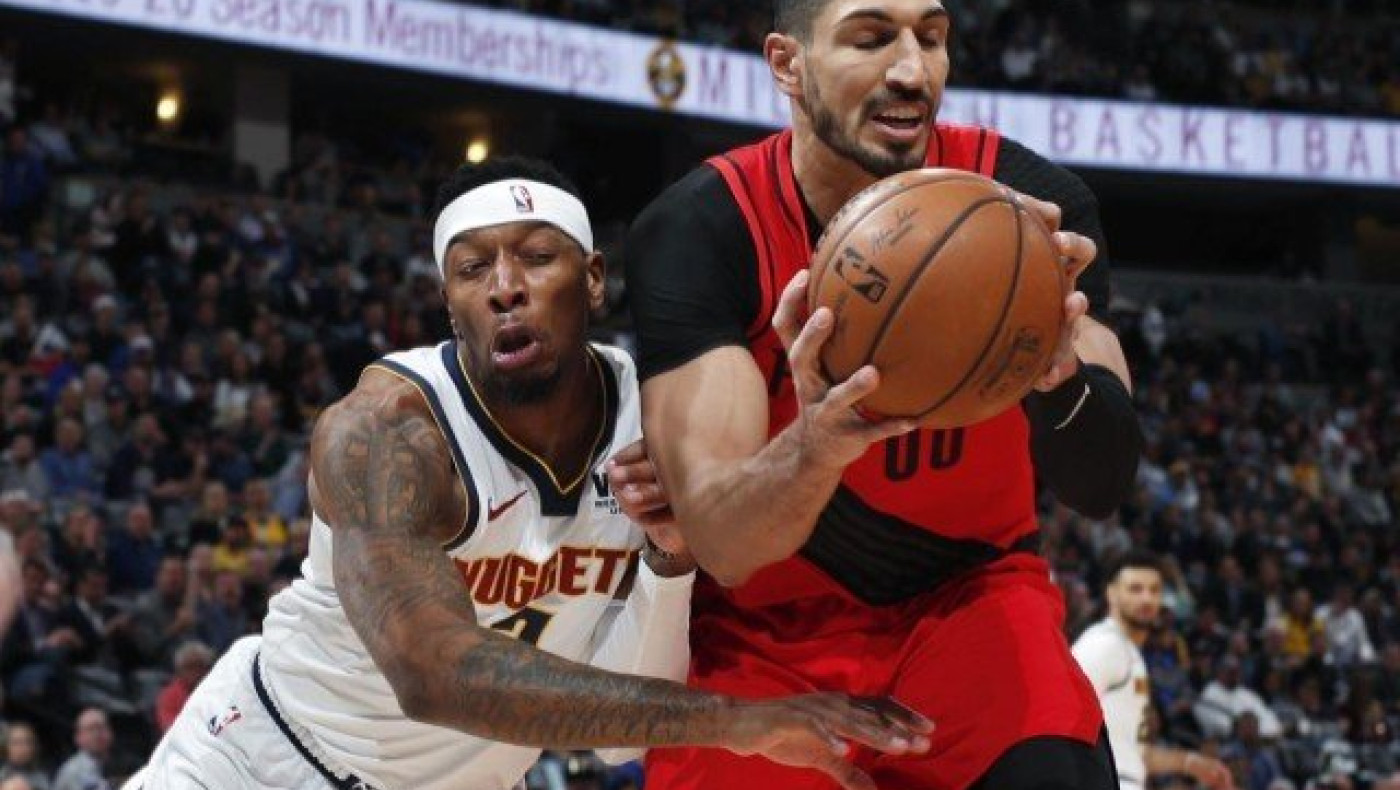 Μπρέικ στο Ντένβερ με Καντέρ οι Μπλέιζερς      (vid)