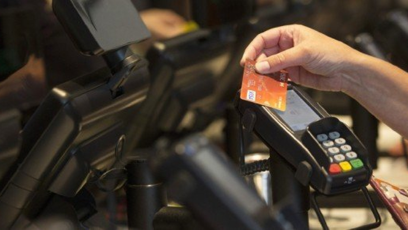 Θεσσαλονίκη: 37χρονος έκλεψε κάρτα αναλήψεων και έβαζε βενζίνη