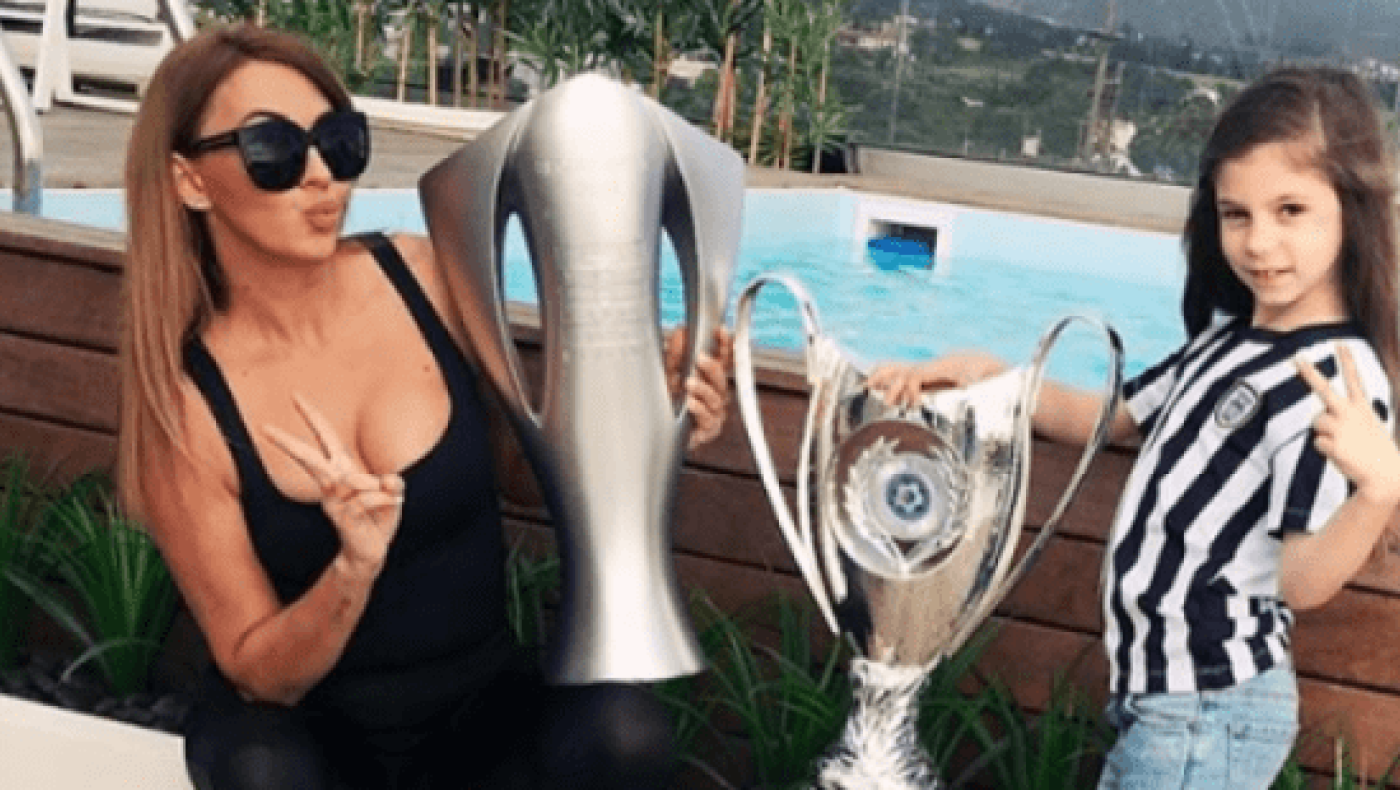 Το «ευχαριστώ» της Βάσως Βεργίδου στην ΠΑΕ ΠΑΟΚ για τα... Τρόπαια(Pic)