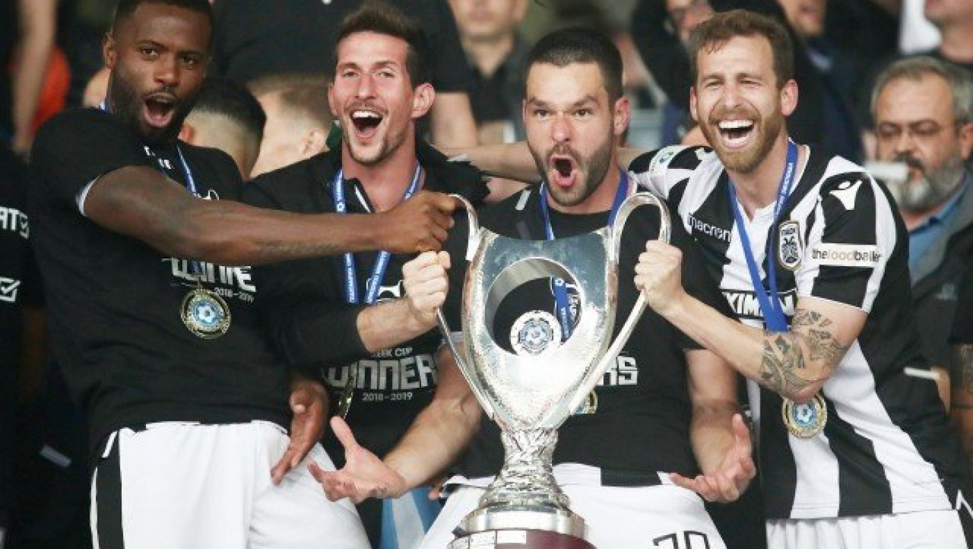 Θα αποφάσιζε ο    Ελληνας ό,τι και ο Τσβάιερ με VAR;