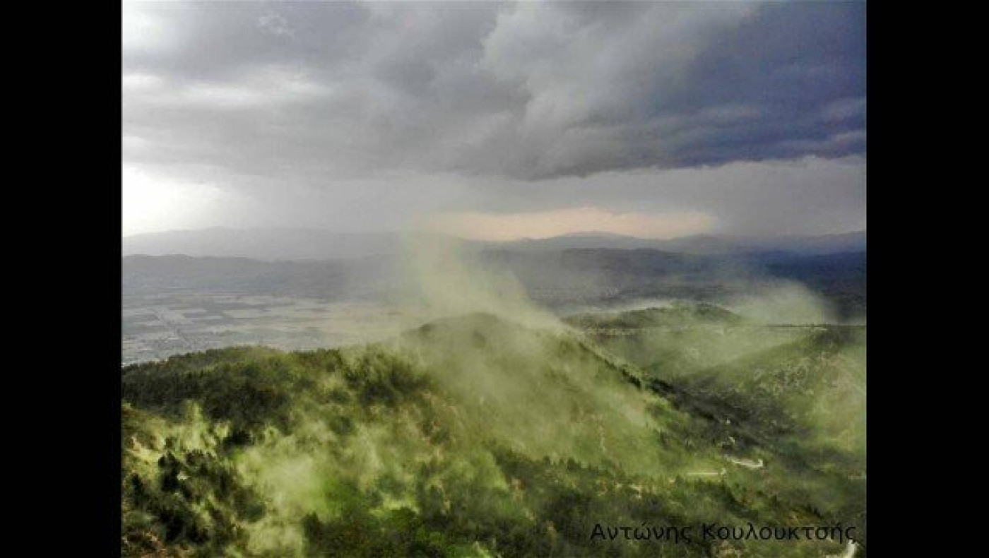 Ο αρκτικός ουρανός «μεταφέρθηκε» στον… Όλυμπο!  - Μαγικές εικόνες