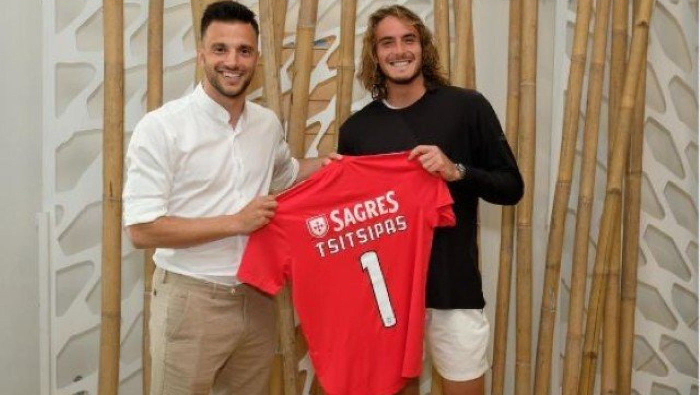 Αντάλλαξαν φανέλες       Τσιτσιπάς και Σάμαρης (pic)