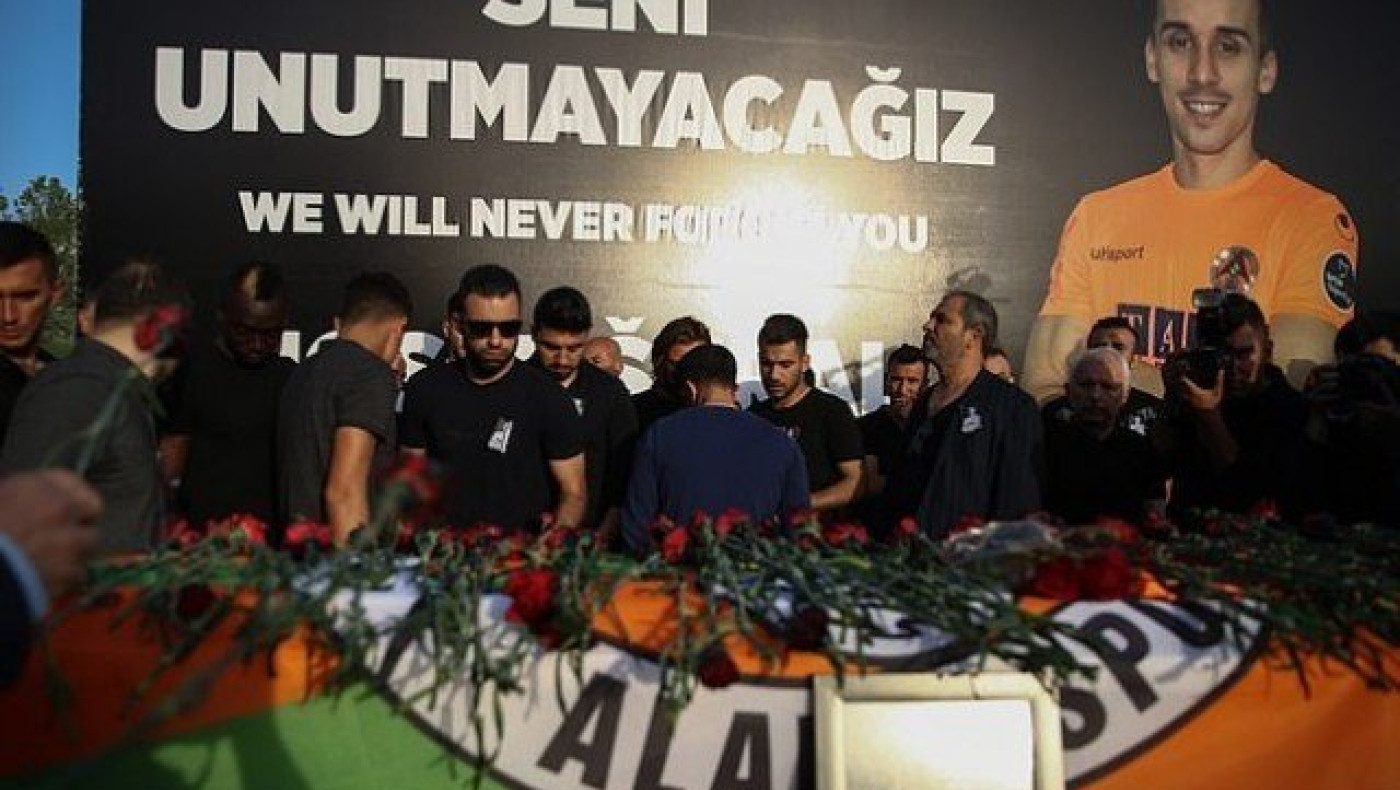 ΣΥΓΚΟΝΙΣΤΙΚΟ ΑΝΤΙΟ μέσα στο γήπεδο της Αλάνια για τον Σουράλ