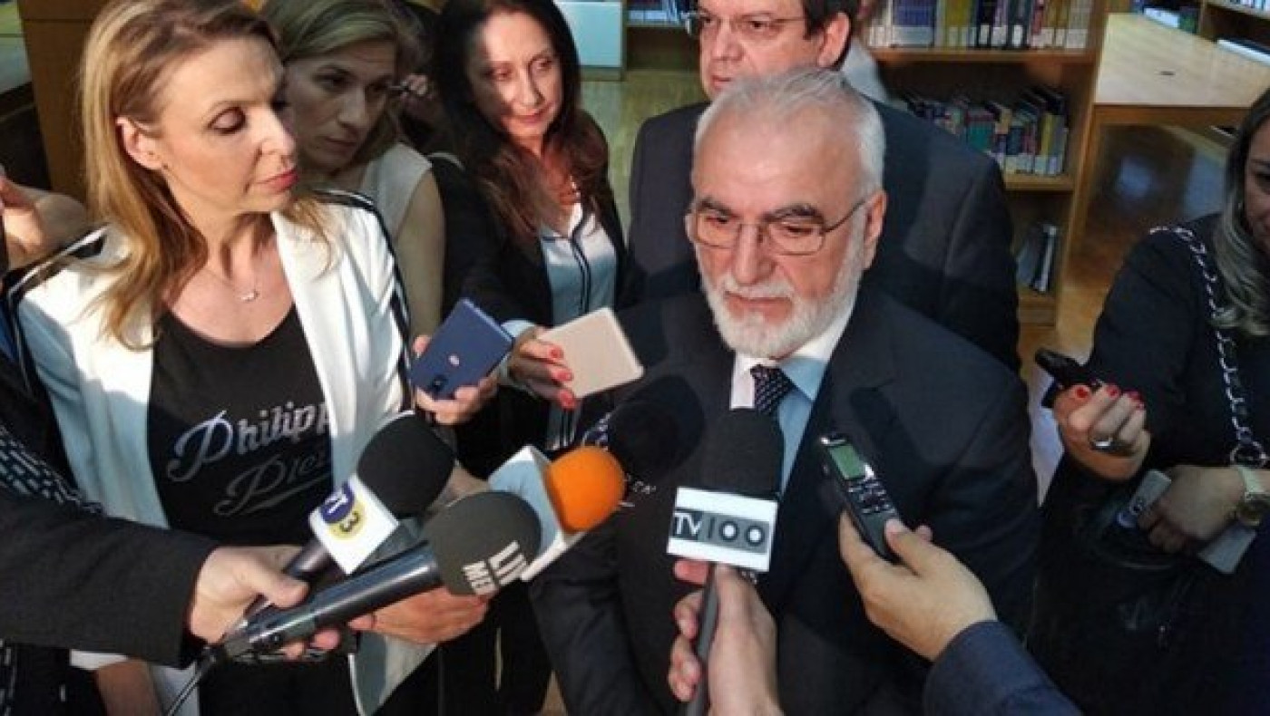 Σαββίδης: «Γενοκτονία          τελικός με 1000 θεατές»