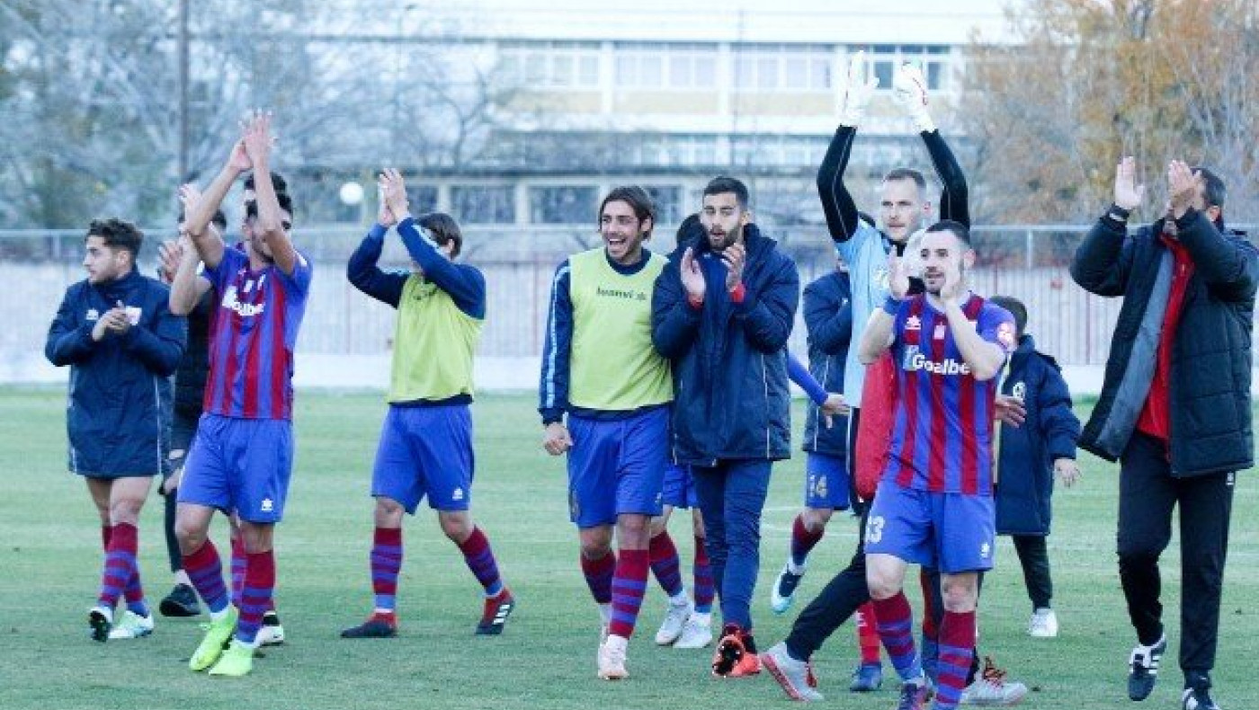 O Oυνγιαλίδης «βλέπει»                             προς Πολωνία