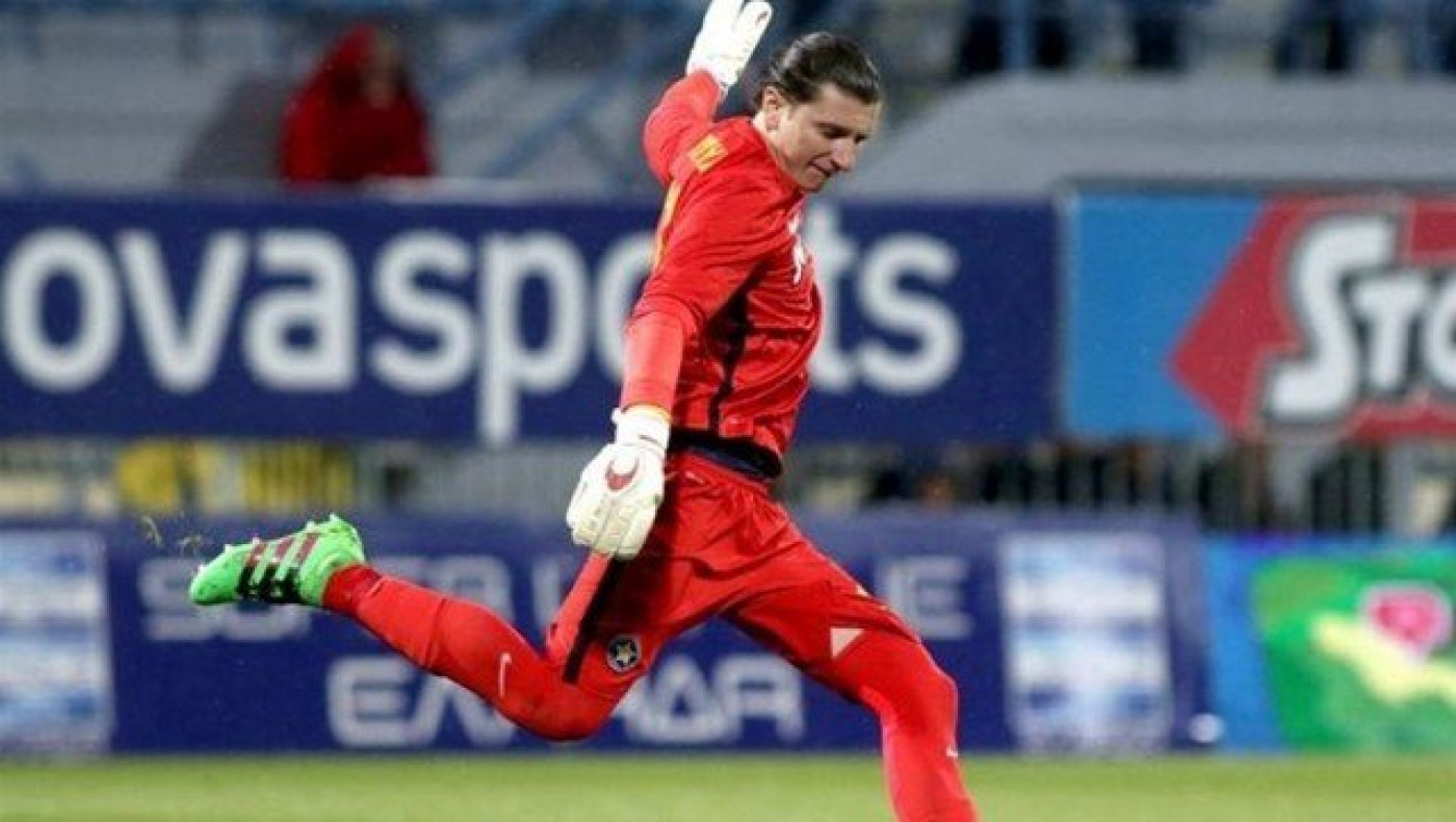 Ο Γιώργος Μπαντής box to box με μαθητή του ΕΝΕΕΓΥΛ Kατερίνης (ΒΙΝΤΕΟ)