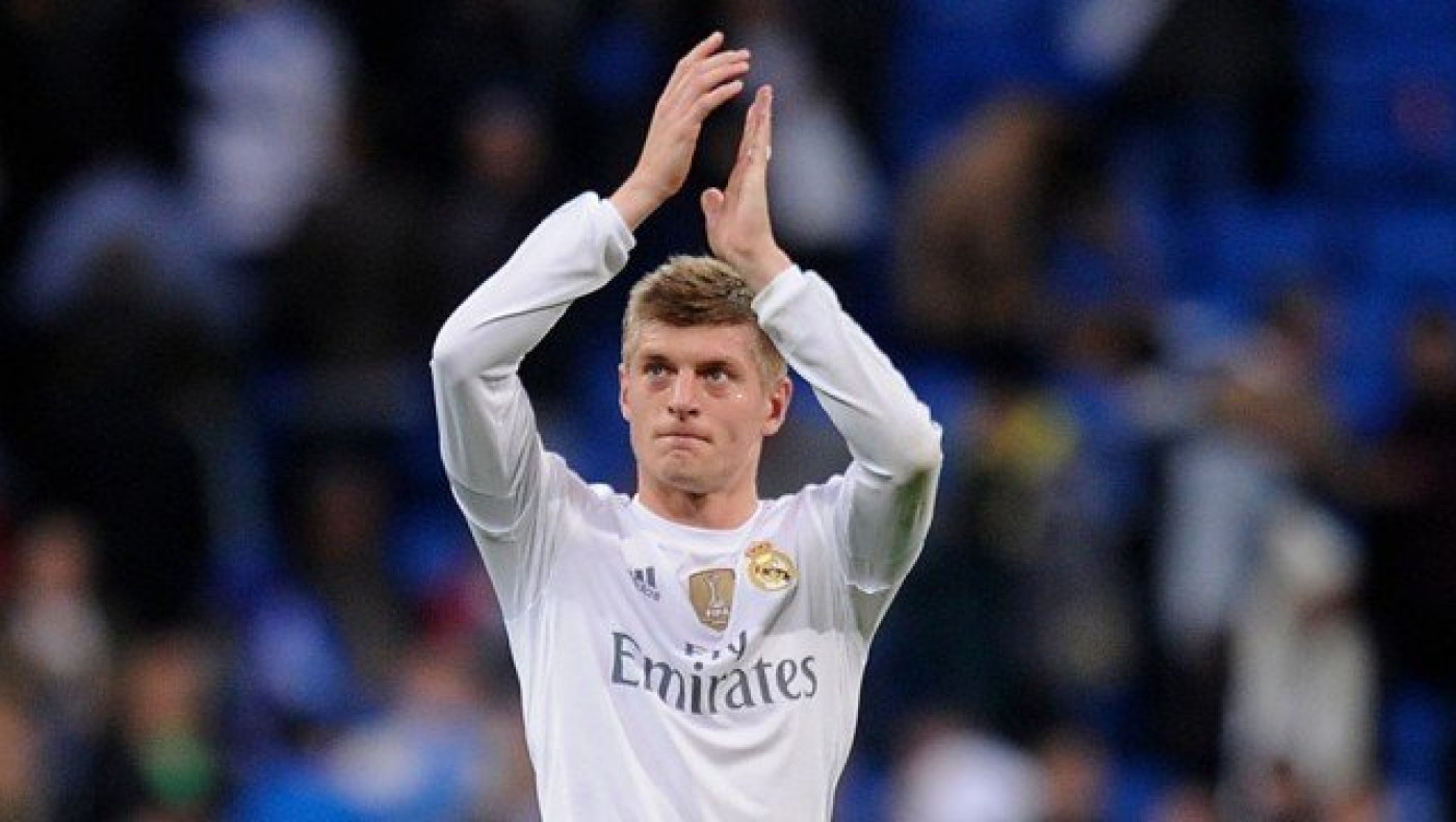 Ανανέωσε με Κρόος η                  Ρεάλ Μαδρίτης