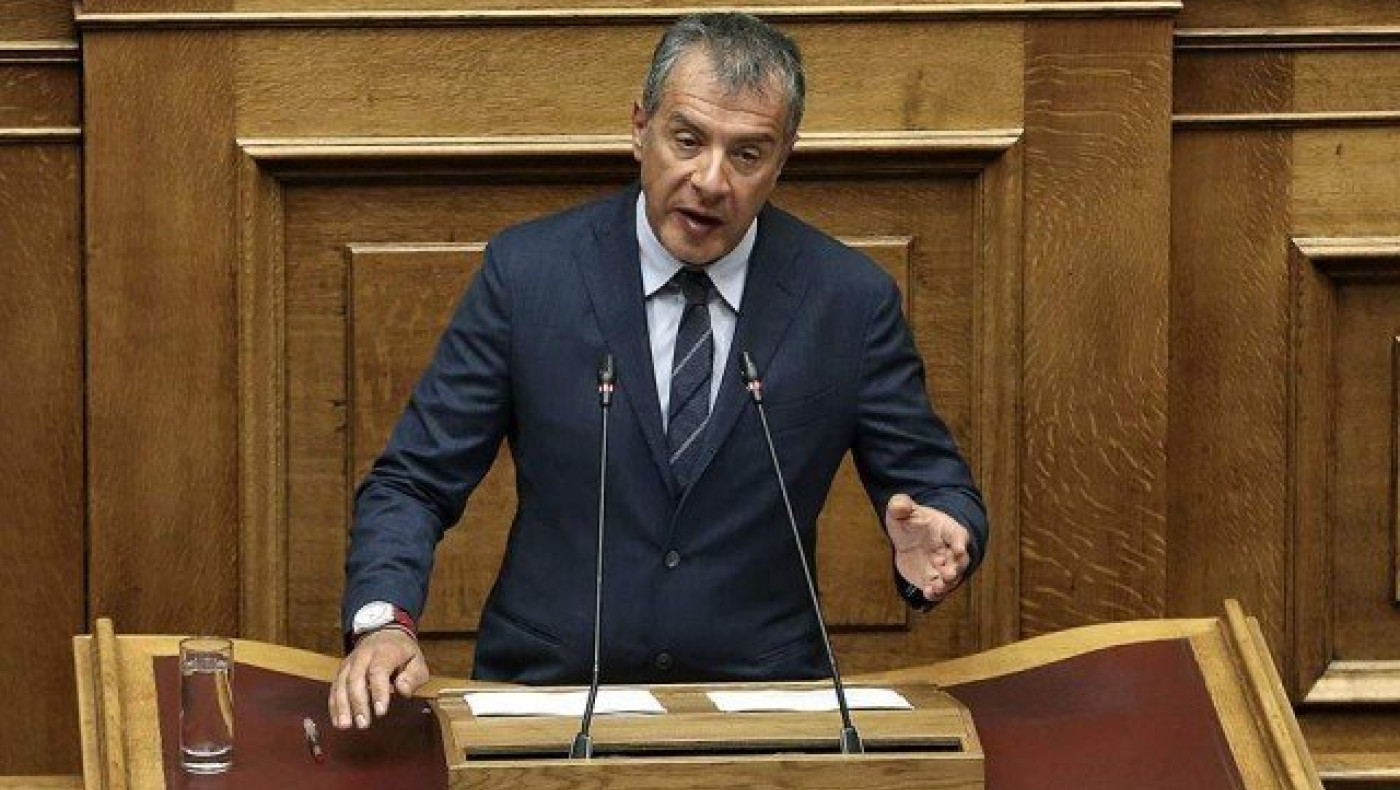 Θεοδωράκης:Αποχαιρετώ τη Βουλή πολιτικά ηττημένος, ανθρώπινα θλιμμένος