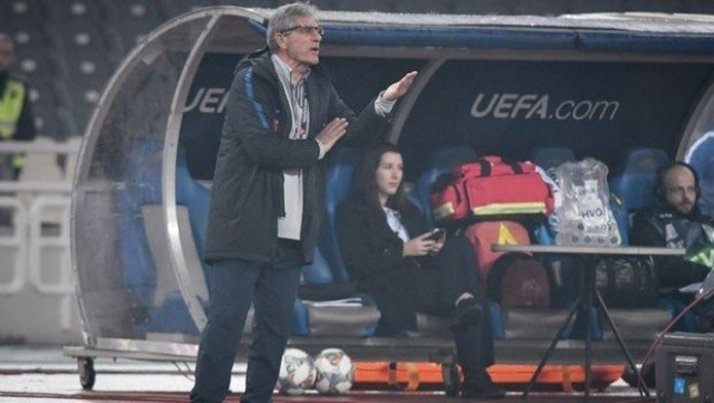 Αρχίζει προετοιμασία στην Ολλανδία η                            Εθνική