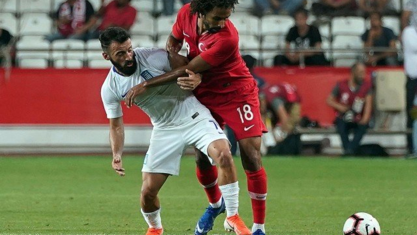 Ανέβηκε στο πούλμαν της Τουρκίας ο Σιώπης      (vid)