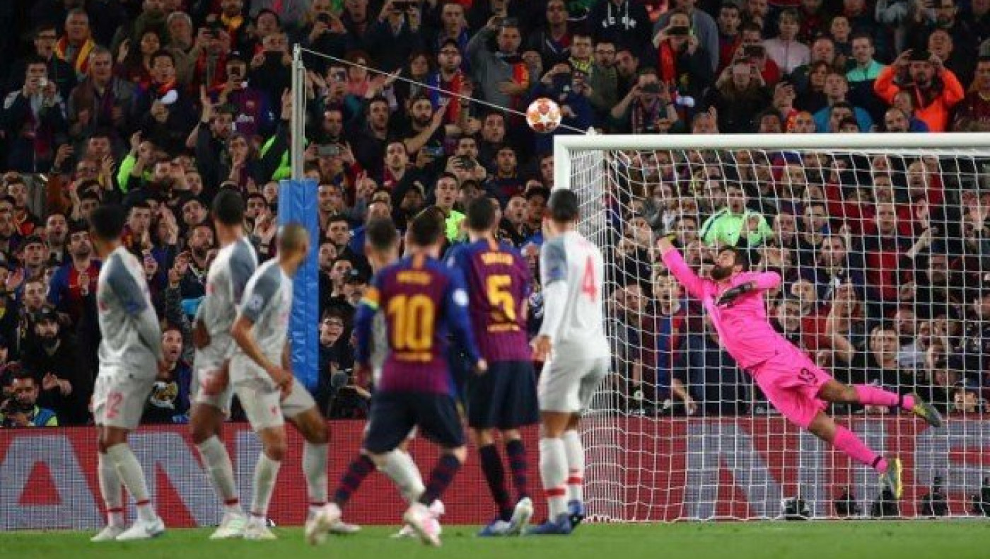 Ο κόσμος ψήφισε Μέσι και η Επιτροπή Ρονάλντο! (video)