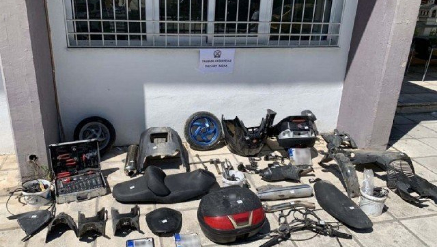 Θεσσαλονίκη: Έκλεβαν μηχανάκια και τα έκαναν ανταλλακτικά (ΦΩΤΟ)