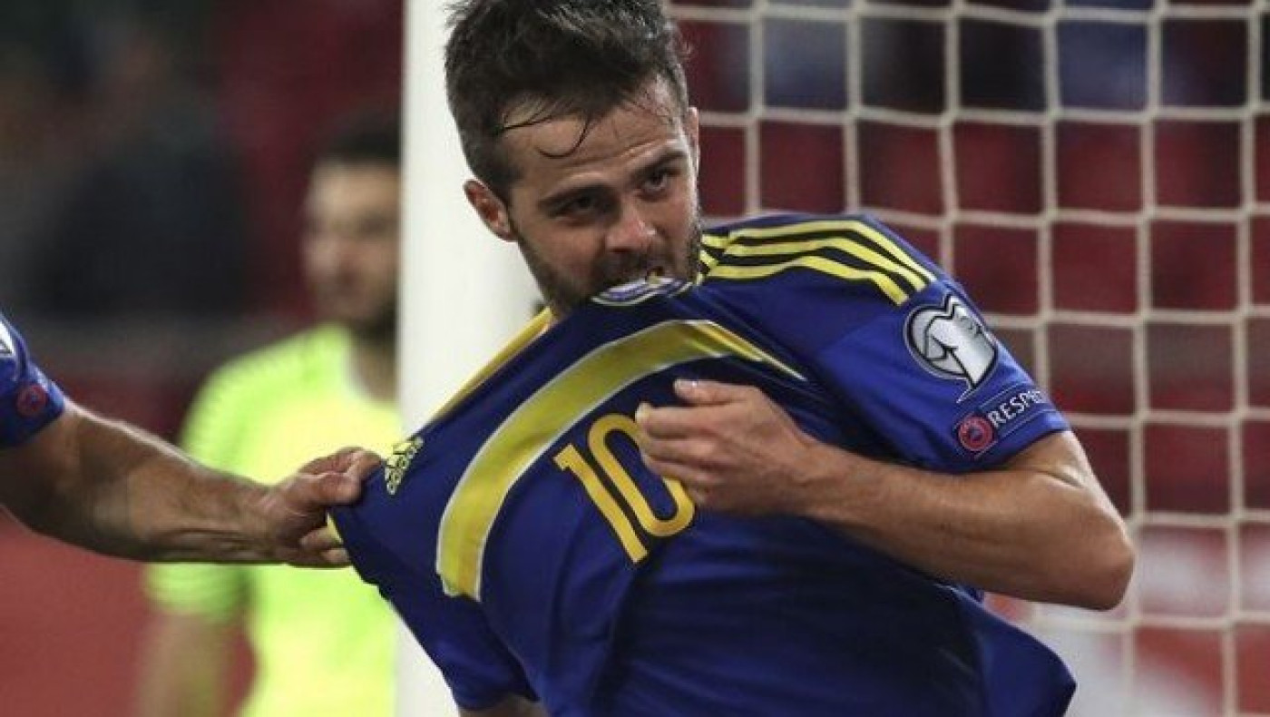 LIRA 100:                        Με             φιλοδοξίες η Φινλανδία