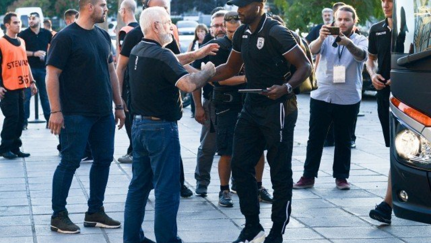 Ρεαλισμός και             υπομονή όχι στην εσωστρέφεια