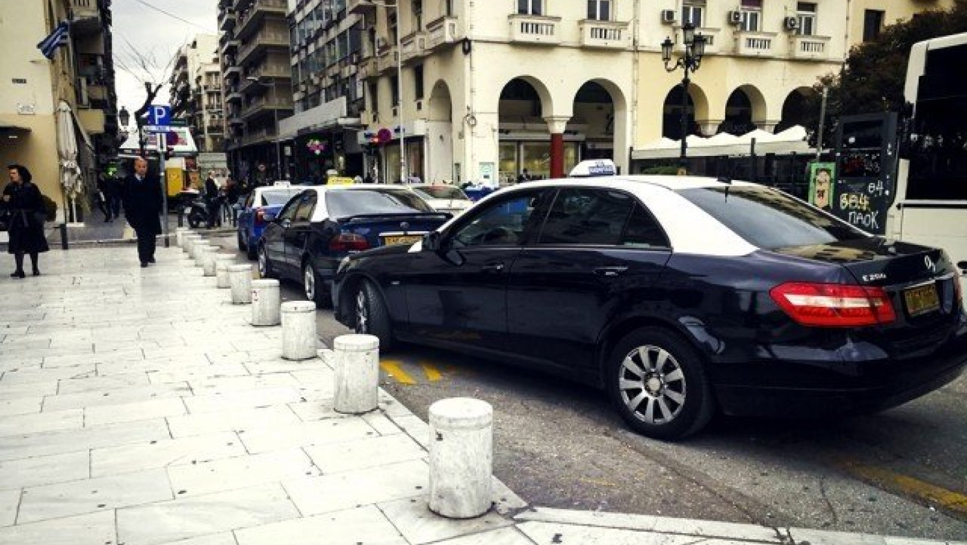 Ταξί παρέσυρε 65χρονο           στο κέντρο της Θεσσαλονίκης