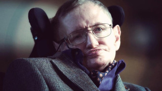 Ο Στίβεν Χόκινγκ στην υπηρεσία της εθνικής Αγγλίας