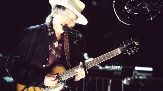 Σπουδαίος ο Ντίλαν, έστω και χωρίς... καλησπέρα