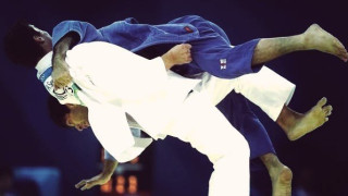 Χάλκινος ο Μουστόπουλος