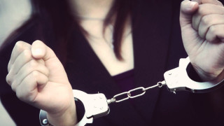 Συνελήφθη 49χρονη που εξαπατούσε ηλικιωμένους στη Θεσσαλονίκη
