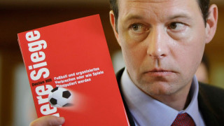 Ντέκλαν Χιλ: «FIFA και UEFA εμποδίζουν την κάθαρση στο ποδόσφαιρο»