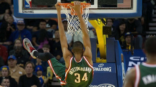 Στο Top10 ξανά ο Αντετοκούνμπο! (VIDEO)