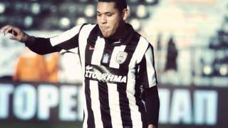 Τα κενά τα έχει ομολογήσει προ πολλού και ο Άγγελος