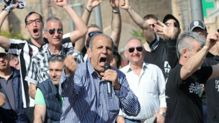 Διαψεύδει ο               Λεοντιάδης για τη Χρυσή Αυγή!