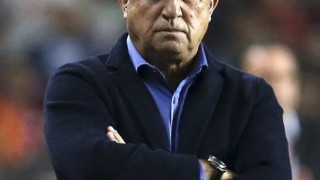 Ο Φατίχ Τερίμ           σκανάρει  τον Ευθύμη Κουλούρη