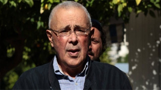 Θεσσαλονικιός σε Ζουράρι: «Προδώσατε τη Μακεδονία» (ΒΙΝΤΕΟ)