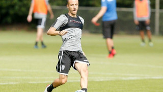 Ραντεβού στην                         Ολλανδία για Κάτσε