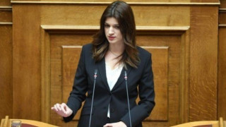 Νοτοπούλου: Ξανασκεφτείτε το για το πρωθυπουργικό γραφείο στη Θεσ/νίκη