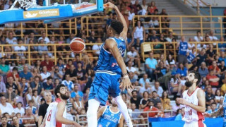 «Μεταμορφωμένη» με Γιάννη Αντετοκούνμπο     η Εθνική!