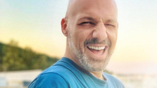 Αποχωρεί και πληρώνει το Open ο Μουτσινάς, τι        ρήτρα έχει