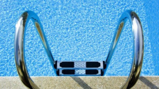 Πνίγηκε                          43χρονη τουρίστρια σε πισίνα στη Σάμο