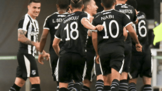 Στα χνάρια του                                       ΠΑΟΚ και ο ΟΦΗ